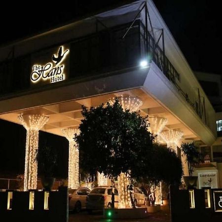 The Hans Hotel Хубли Экстерьер фото