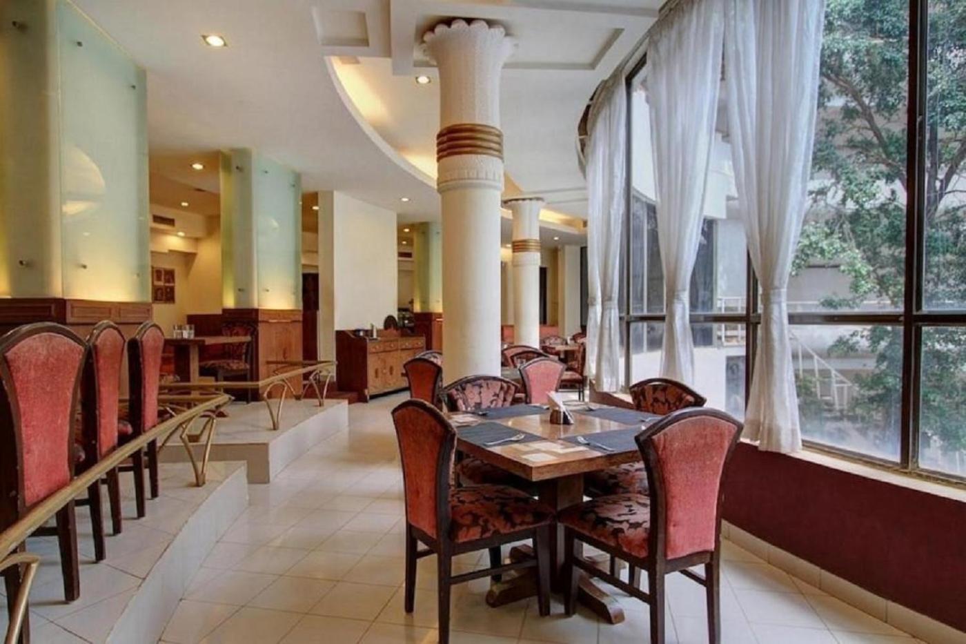 The Hans Hotel Хубли Экстерьер фото