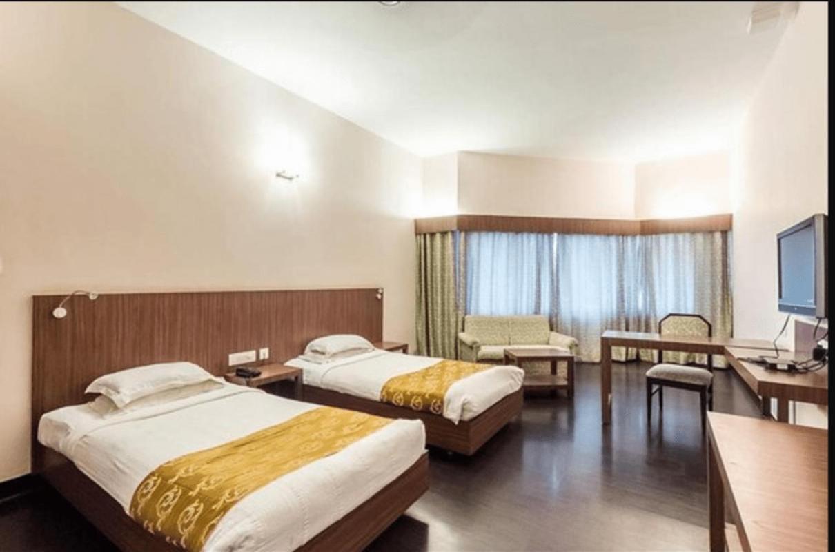 The Hans Hotel Хубли Экстерьер фото